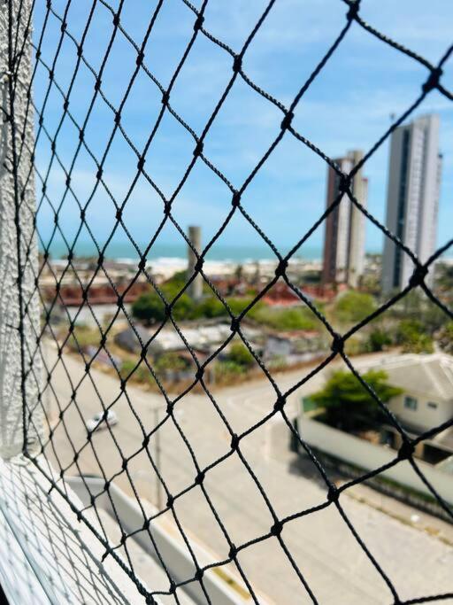 Apto Com Varanda E Vista Mar Em Clube *
