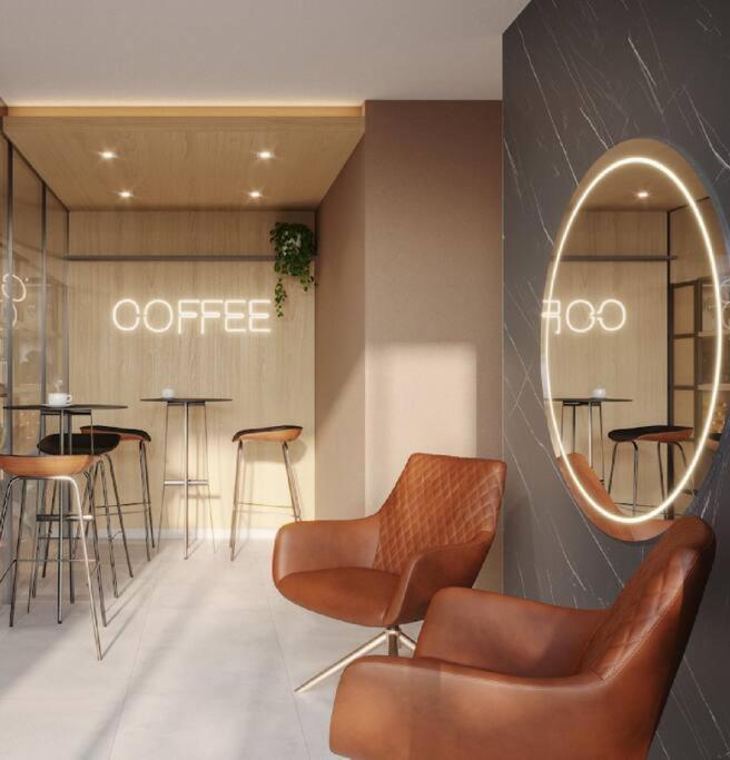 Apartamento Apto Com Varanda E Vista Mar Em Clube *